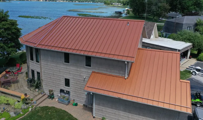 Commercial roof inspection documented in Saxony