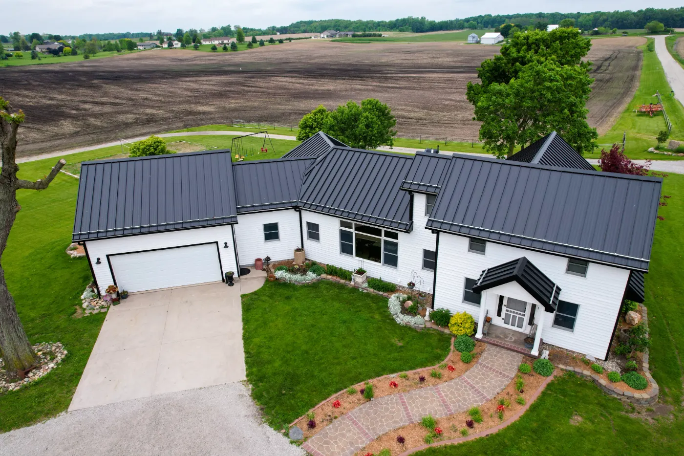Manufacturer-certified roof installation in Saxony